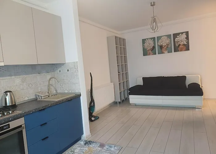 Ariel Apartment - Balcony & Free Parking