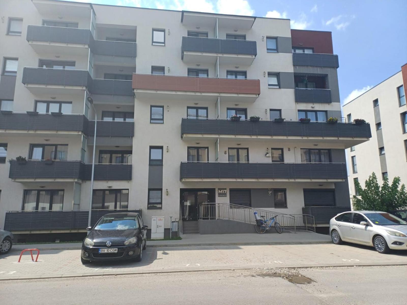 Apartment Ariel - Balcony & Free Parking