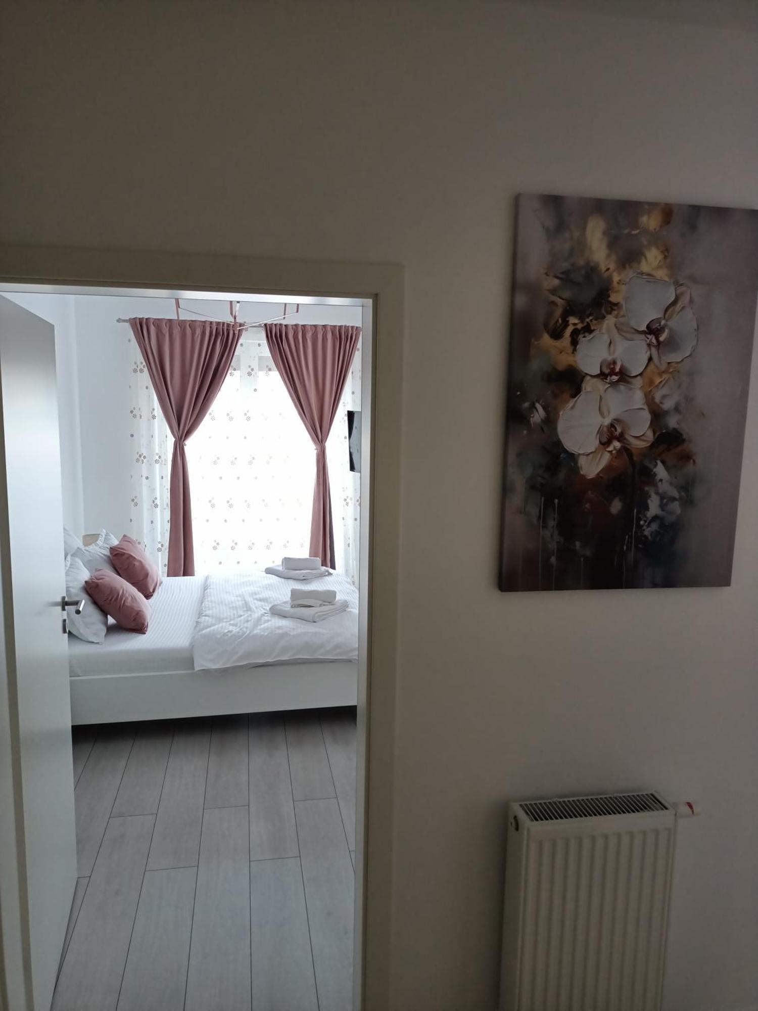 Apartment Ariel - Balcony & Free Parking *